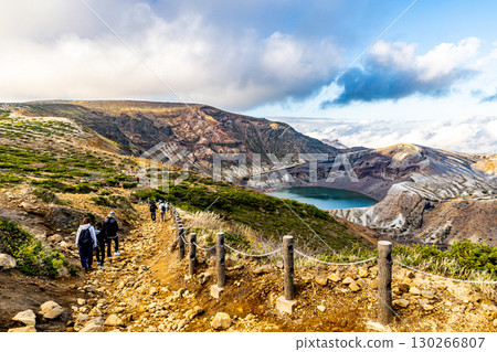 宮城縣藏王大釜火山口 宮城縣藏王大釜火山口 130266807
