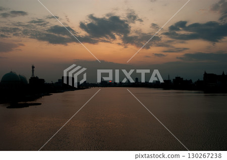 Morning view of the Shinano river 130267238