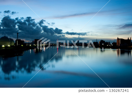 Morning view of the Shinano river 130267241