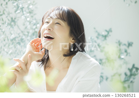 中年婦女，肖像，美女形象 130268521