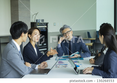 Business people having a meeting Business people having a meeting 130268553