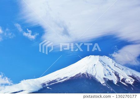 冬天藍天和富士山 冬天藍天和富士山 130270177