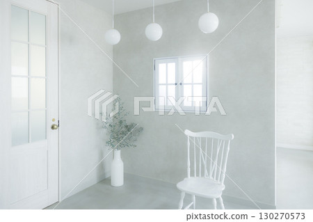 帶窗戶的房間 130270573