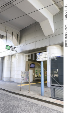 JR Negishi Line Ishikawacho (Motomachi-Chinatown) Station, Motomachi Exit (South Exit) Nakamura River Exit 130271019