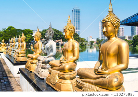 科倫坡西瑪瑪拉卡亞寺的壯麗景色 科倫坡西瑪瑪拉卡亞寺的壯麗景色 130273983