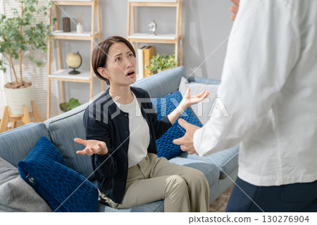 相處不融洽的男人和女人 130276904