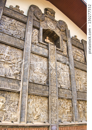 科倫坡甘加拉瑪雅寺的壯麗景色 130277552