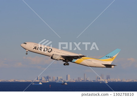 起飛,客機上升 Air Do 飛機起飛 起飛,客機上升 Air Do 飛機起飛 130278810