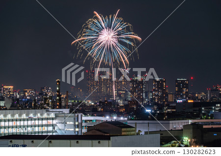《神奈川縣》街景煙火大會－大田區和平紀念煙火大會《攝於川崎市》 130282623