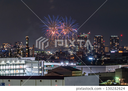 《神奈川縣》街景煙火大會－大田區和平紀念煙火大會《攝於川崎市》 130282624