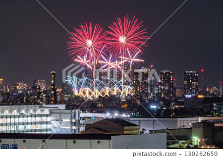 《神奈川縣》街景煙火大會－大田區和平紀念煙火大會《攝於川崎市》 130282650