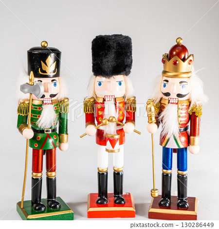 nutcracker Figure Christmas Decoration New Year Christmas Tree mini figurine 130286449
