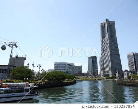 Minato Mirai seen from the canal 130287854