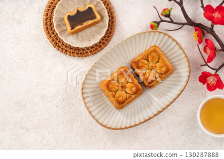 Mid-Autumn Festival Moon cake Geppei Mid-Autumn Festival Moon cake Geppei 130287888