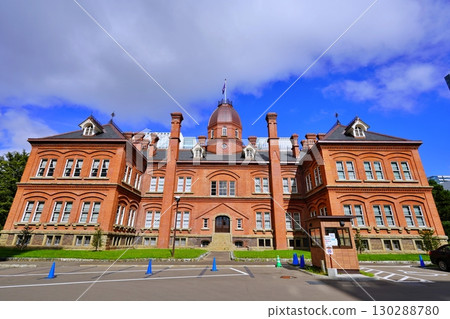 Hokkaido Government Office Red Brick Building (former main building) 130288780