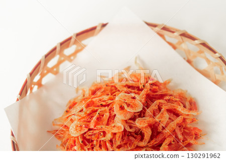 Dried cherries 130291962