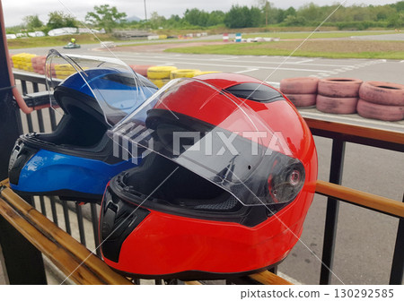 Karting helmet with clear visor and ventilation 130292585