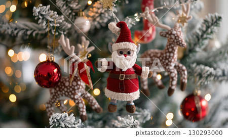 Christmas tree with toys 130293000