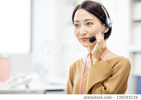 商業記者商界女強人 130293239