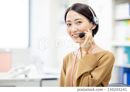 商業記者商界女強人 130293241