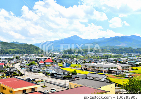 View of the Sakuho Town Hall area (Sakuho Town, Nagano Prefecture) [September 2025] 130295905
