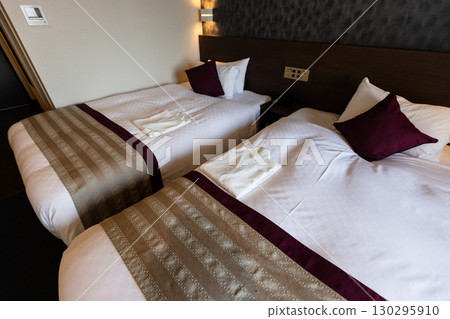hotel twin room stock picture 130295910