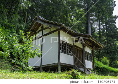 Jokokuji Temple, Kishodo Hall, Ashikaga Yoshiaki Tomo Shogunate Site, Fukuyama City, Hiroshima Prefecture 130296573