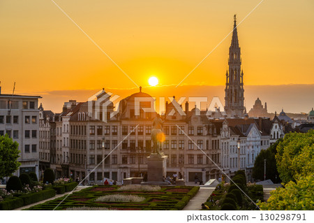 Mont des Arts at Sunset. Brussels, Belgium Mont des Arts at Sunset. Brussels, Belgium 130298791