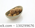 Longan served on tableware 130299676