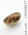 Longan served on tableware 130299677