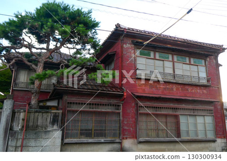 岩手縣古街景中殘留的妓院式古宅 岩手縣古街景中殘留的妓院式古宅 130300934