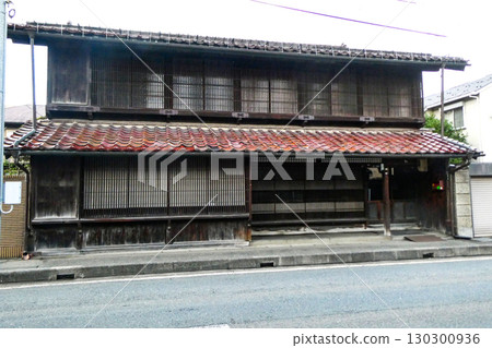 岩手縣盛岡市的傳統聯排別墅建築 岩手縣盛岡市的傳統聯排別墅建築 130300936