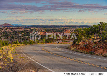 Sunrise at Canyolands National Park, Utah, USA, Grand Canyon Grand Circle 130301085