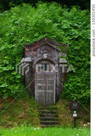 岩手縣小岩井農場的天然冰箱，被指定為國家文化遺產 130301450