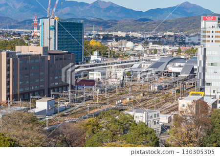 從觀景台俯瞰日本小田原市 130305305
