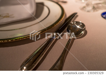 婚宴餐桌佈置 婚宴餐桌佈置 130305329