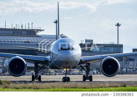印度政府飛機「印度航空一號」夏季在宮城縣名取市仙台機場滑行 印度政府飛機「印度航空一號」夏季在宮城縣名取市仙台機場滑行 130306361