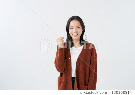 做膽量姿勢的女人 130308514