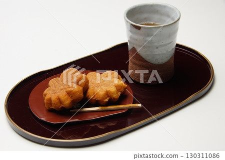 Momiji Manju 130311086