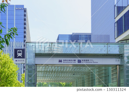 [Yokohama City, Kanagawa Prefecture] Minatomirai Line, Shin-Takashima Station 130311324