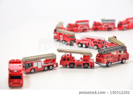 Fire engine large-scale disaster prefectural support unit image 130312202