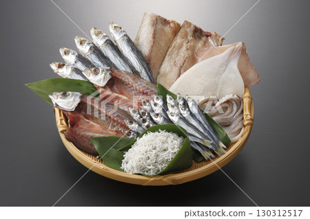 什錦乾貨海產禮品拼盤 什錦乾貨海產禮品拼盤 130312517