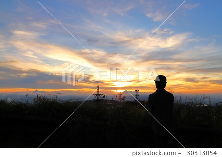 Evening view from Mt. Wanizuka Boy 130313054