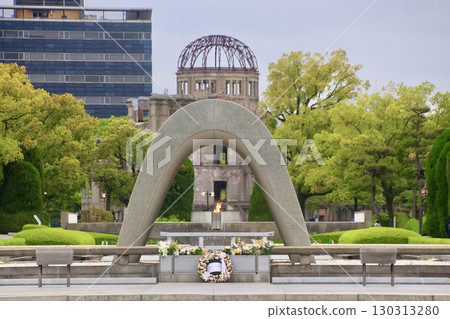 Memorial Monument and Atomic Bomb Dome (Hiroshima City, Hiroshima Prefecture) 130313280