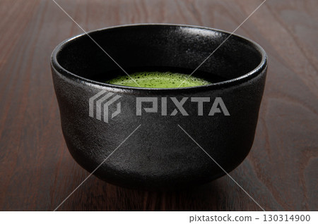 抹茶碗和茶道用抹茶的形象 抹茶碗和茶道用抹茶的形象 130314900