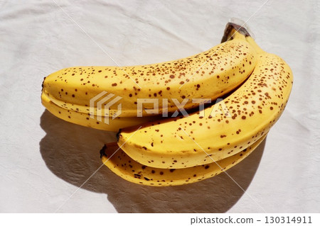 有糖斑的香蕉 有糖斑的香蕉 130314911