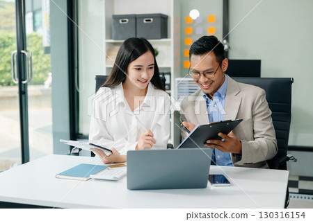 Those who work hard, win in the conference room new startup project 130316154