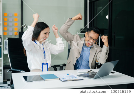 Those who work hard, win in the conference room new startup project 130316159