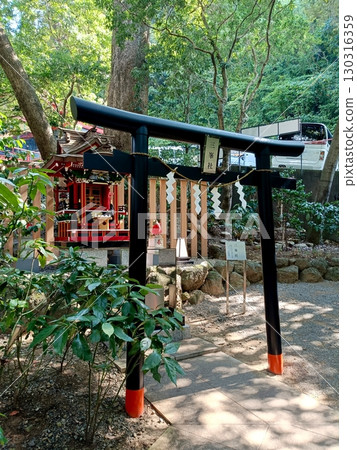 熱海栗宮神社境內的三峰神社 熱海栗宮神社境內的三峰神社 130316359