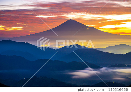 View of the town lights, morning sky and summer Fuji from Yoshiwara, Shimizu Ward View of the town lights, morning sky and summer Fuji from Yoshiwara, Shimizu Ward 130316666